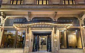 Palazzo Donizetti Istanbul, Tapestry Collection By Hilton